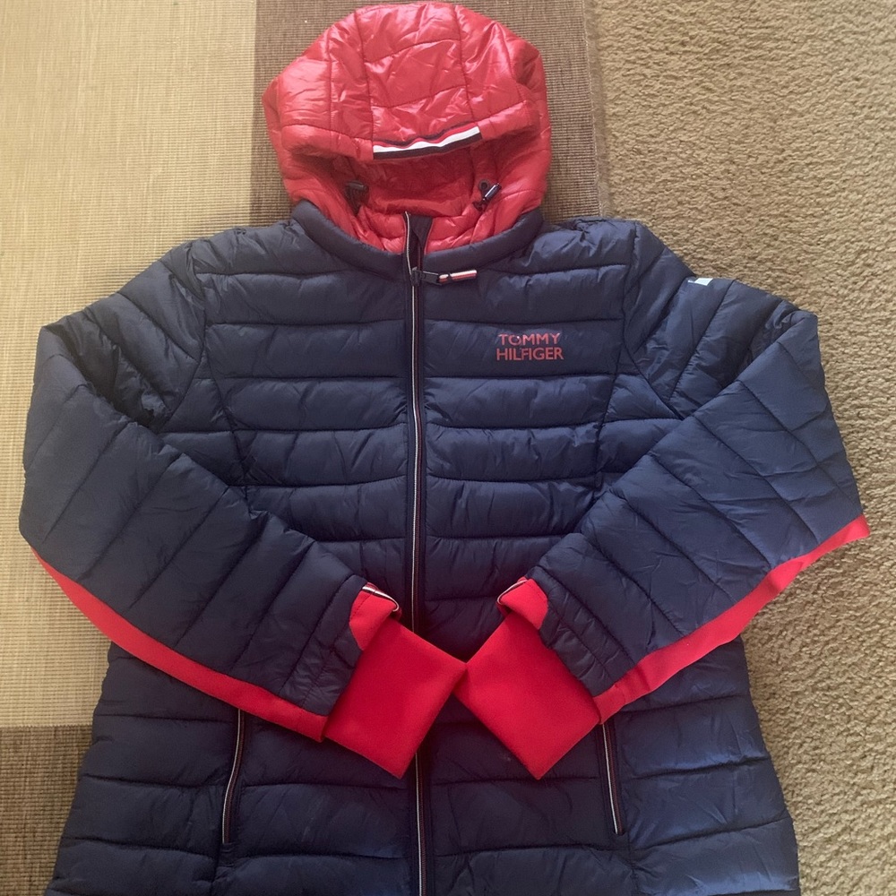 Tommy Hilfiger Lightweight
Packable Jacket